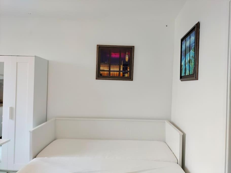 Paris Tourist Apartment, France Stains Zewnętrze zdjęcie