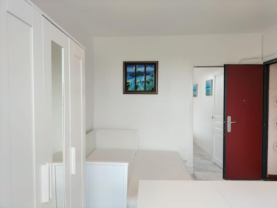 Paris Tourist Apartment, France Stains Zewnętrze zdjęcie